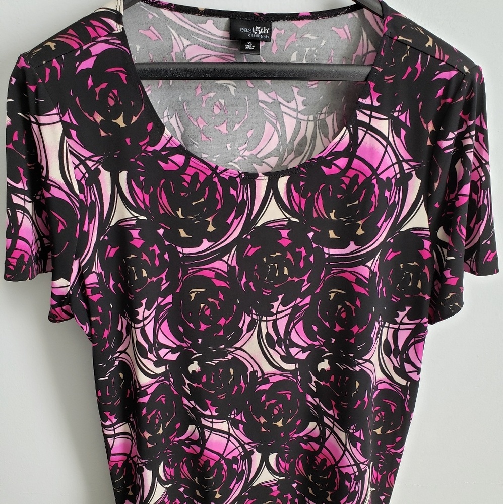 East 5th short sleeve top